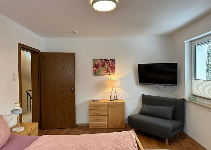 Ferienwohnung Am Wald Mit Garten & Hot-Tub & Alpakas